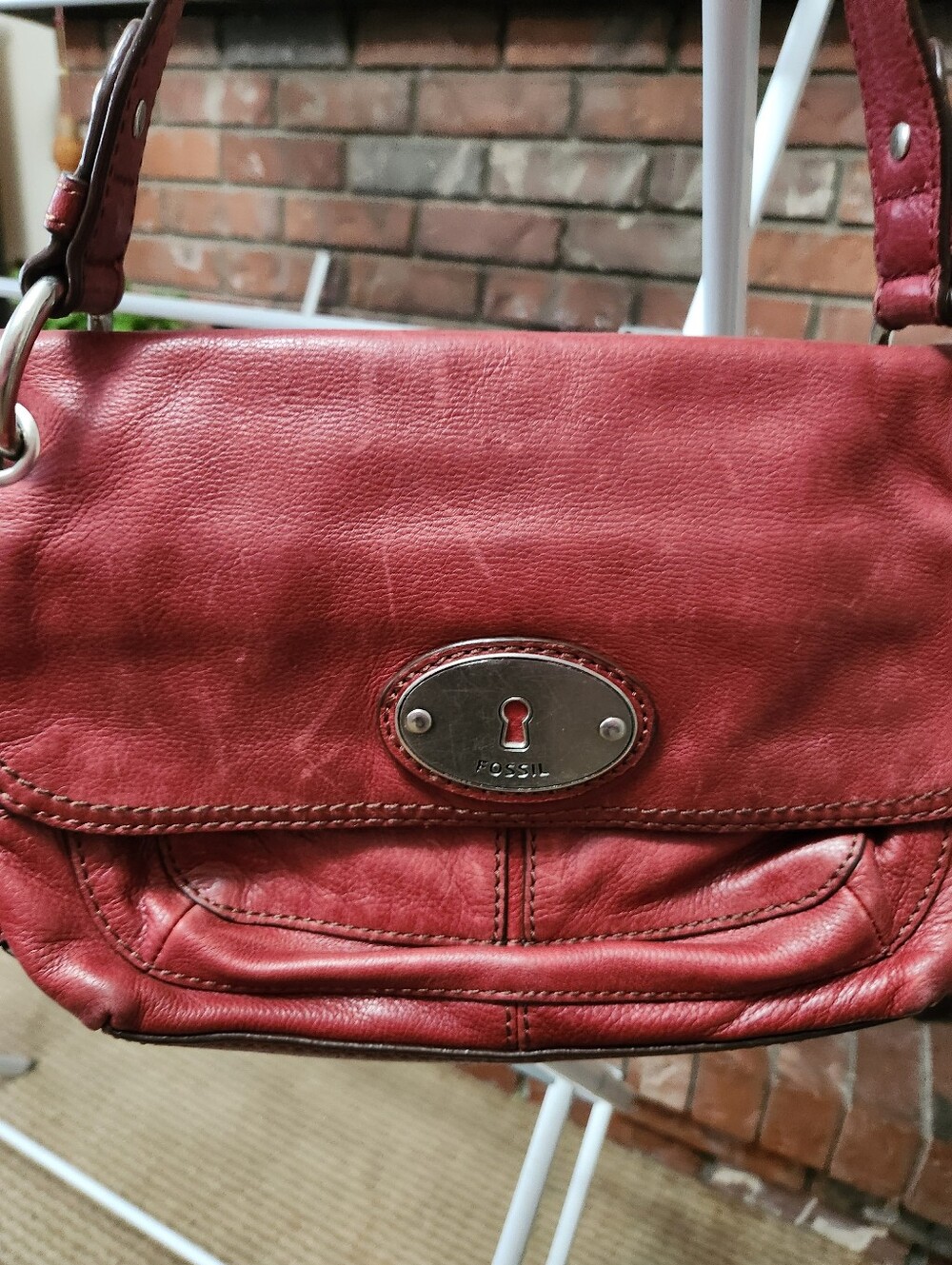 Fossil Burgundy Red Leather Shoulder Bag with Keyhole Plaque